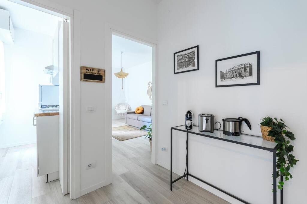 Free Parking Charme&Space Big House Wifi Netlix Milan Bagian luar foto